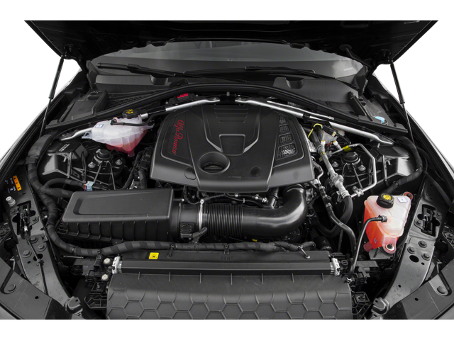 2019 Alfa Romeo Giulia Base photo 2