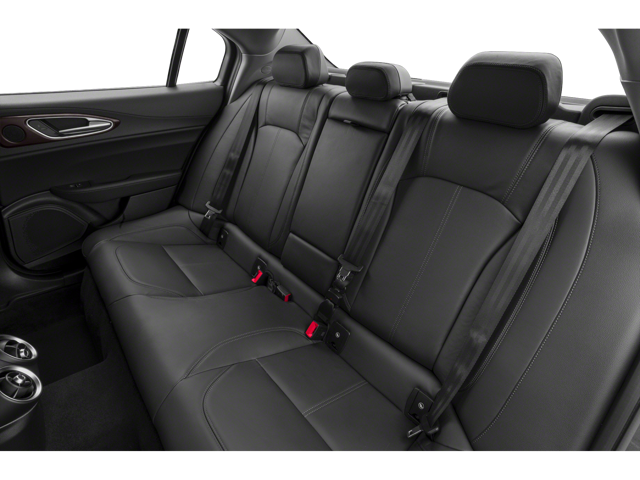 2019 Alfa Romeo Giulia Base photo 3