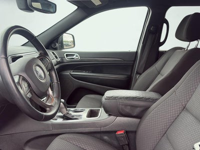 2019 Jeep Grand Cherokee Laredo E