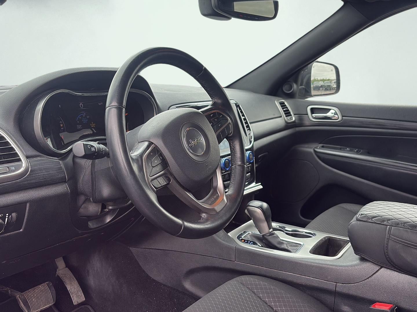 2019 Jeep Grand Cherokee Laredo E