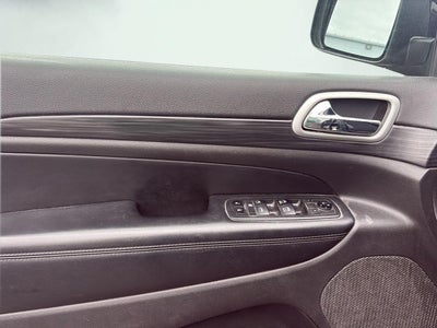 2019 Jeep Grand Cherokee Laredo E