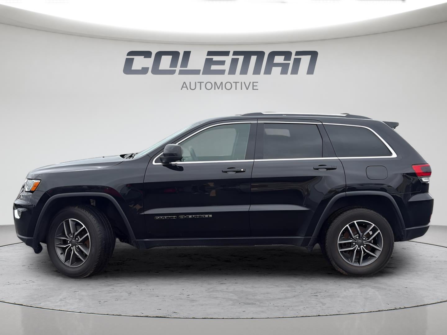 Used 2019 Jeep Grand Cherokee Laredo E with VIN 1C4RJFAGXKC741096 for sale in Warsaw, IN