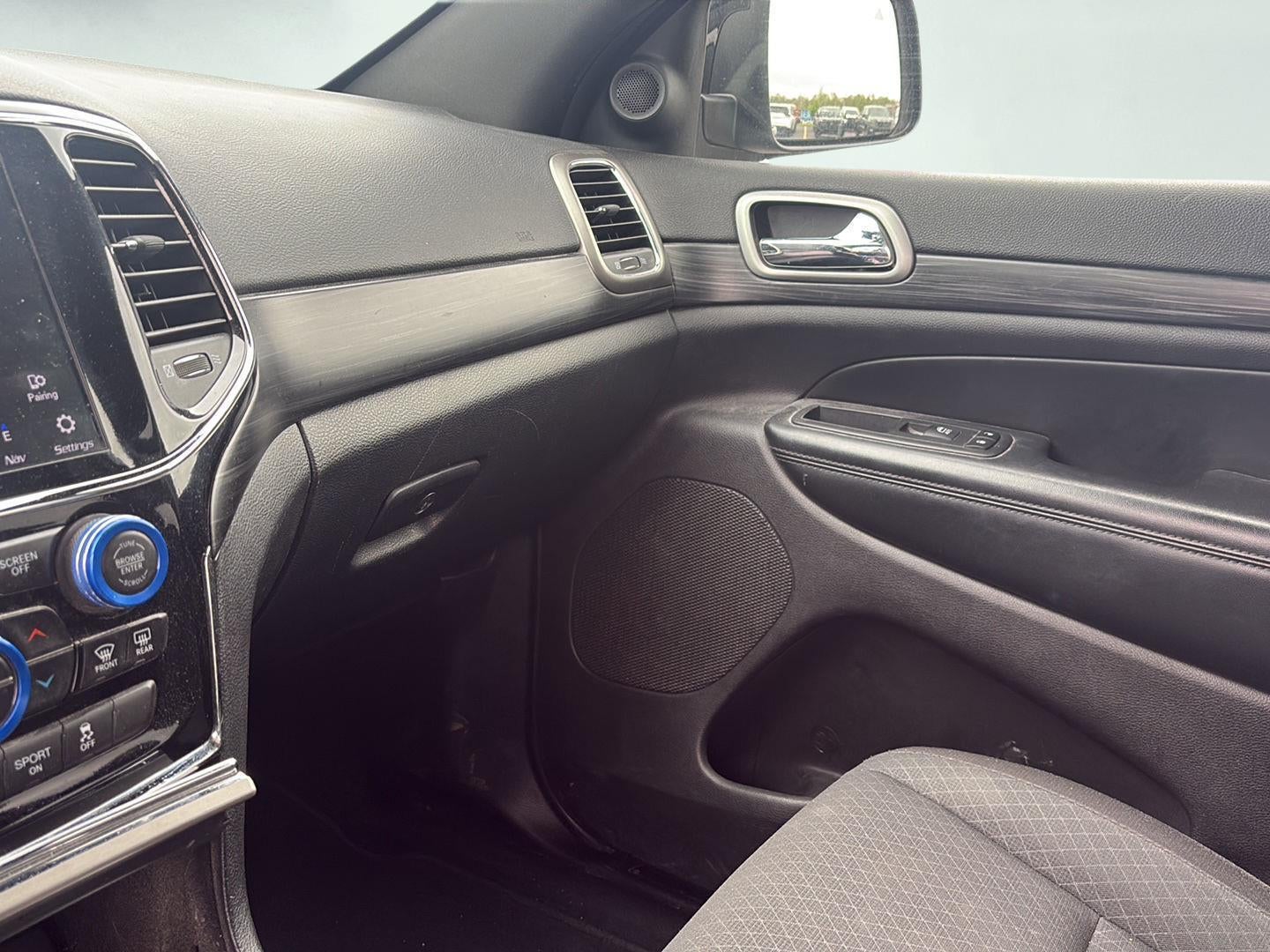 2019 Jeep Grand Cherokee Laredo E