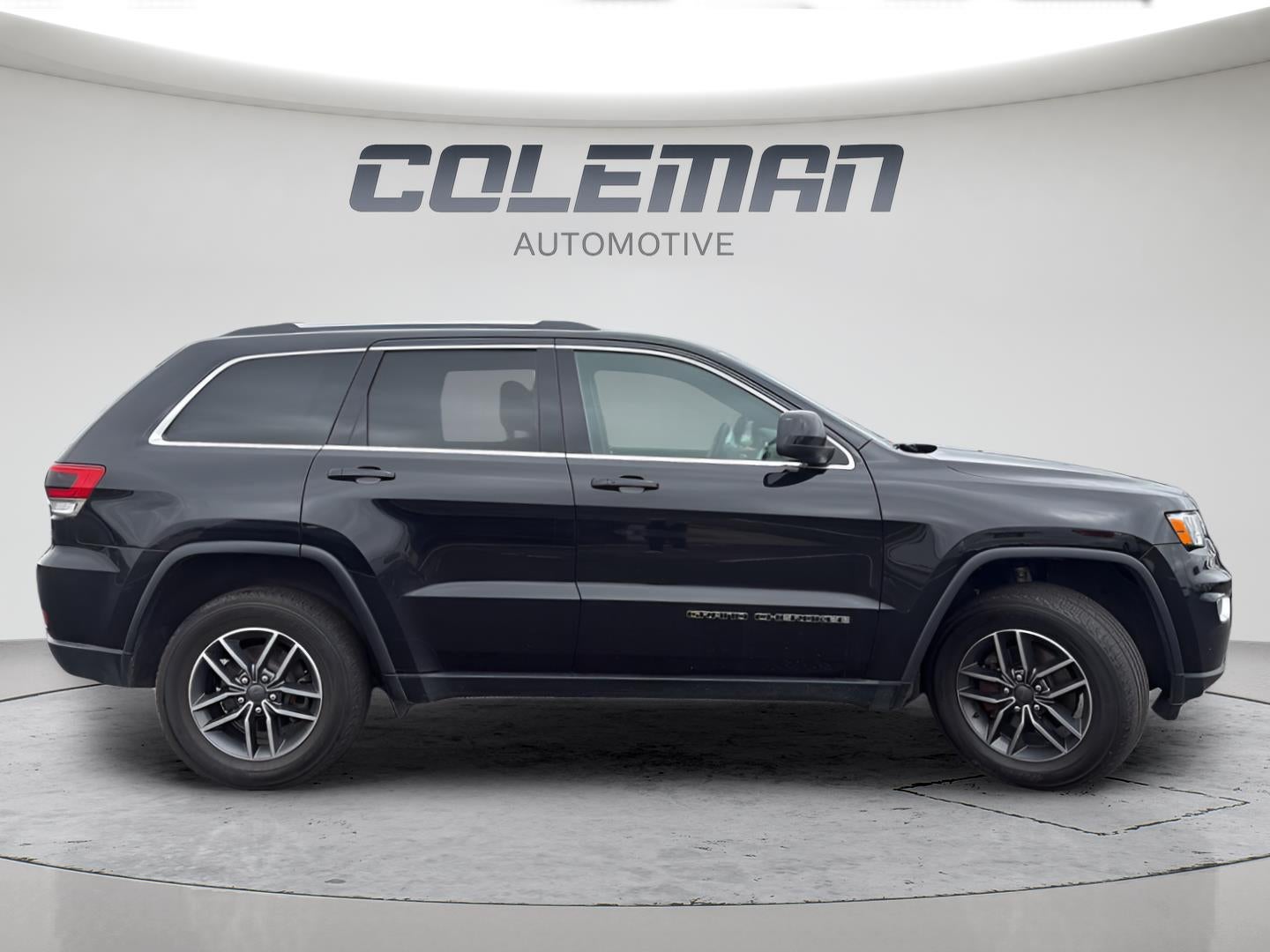 2019 Jeep Grand Cherokee Laredo E