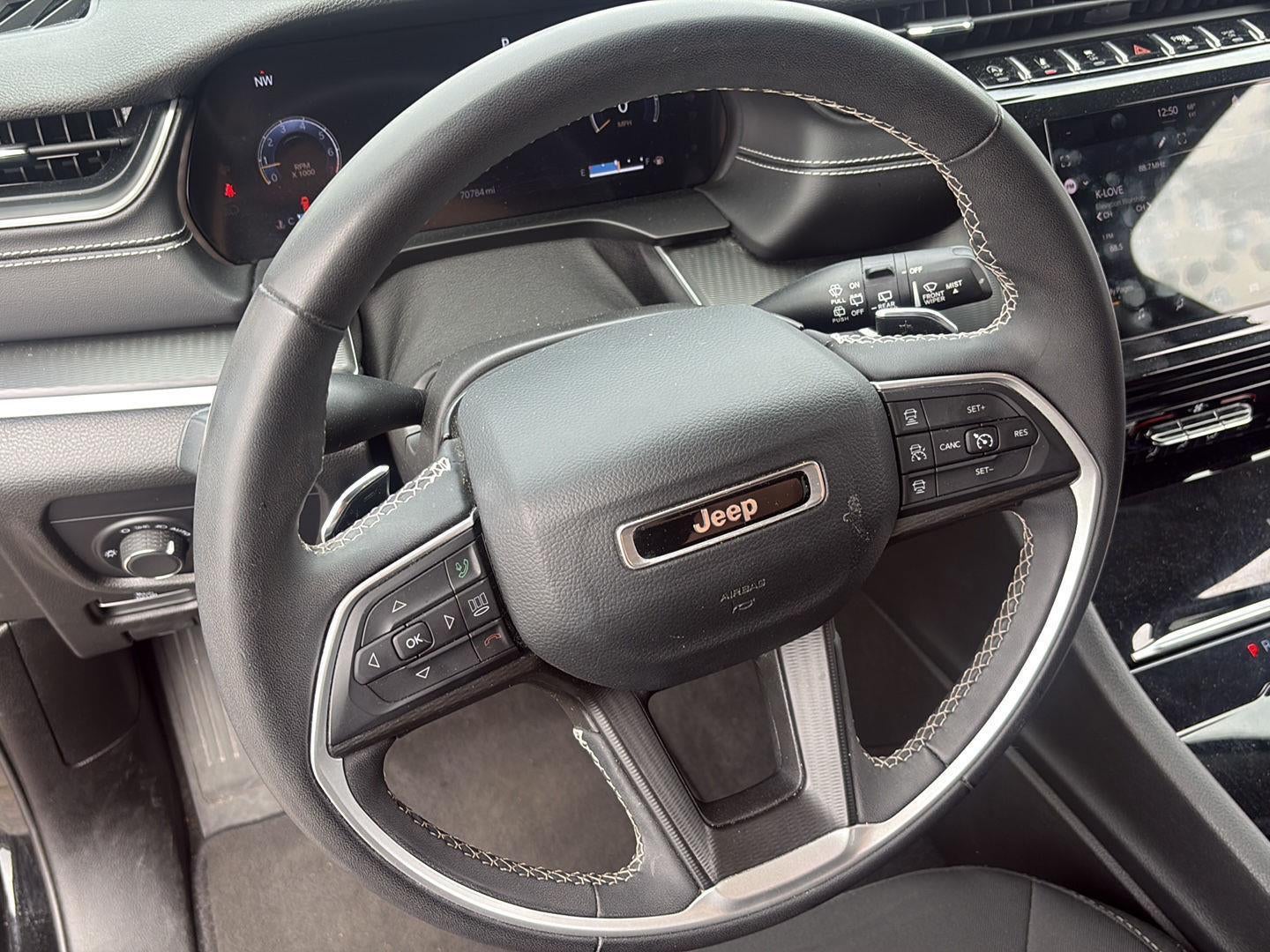 2023 Jeep Grand Cherokee L Laredo