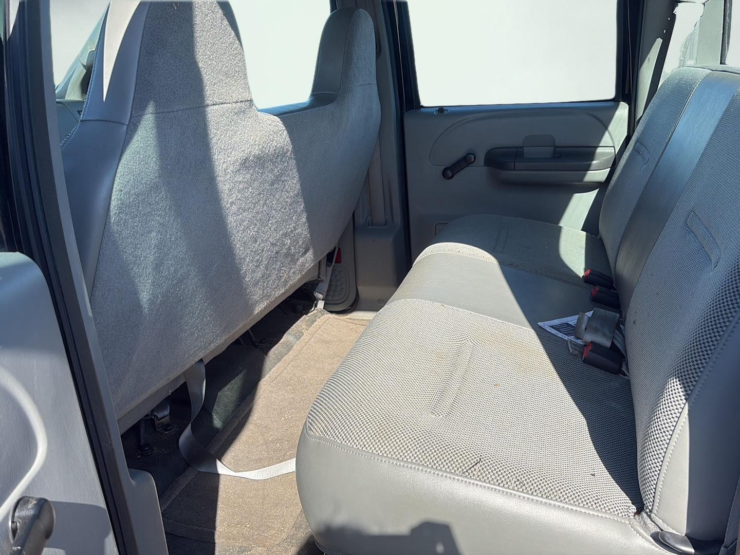 2004 Ford Super Duty F-250 Lariat