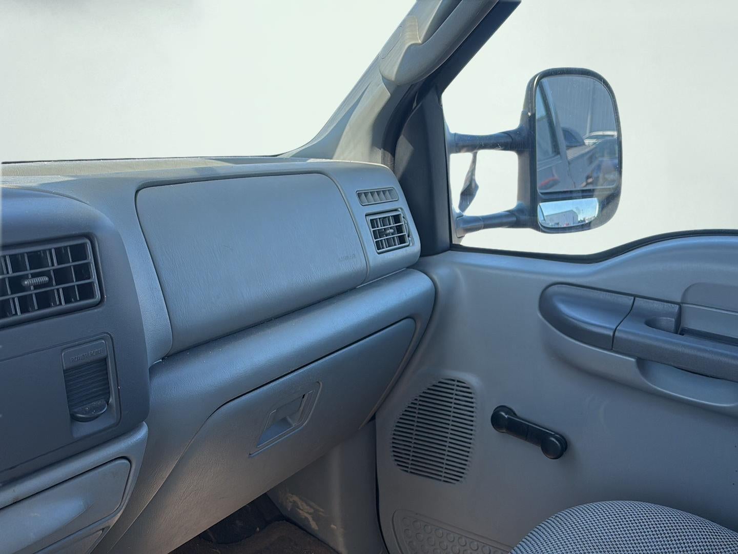 2004 Ford Super Duty F-250 Lariat