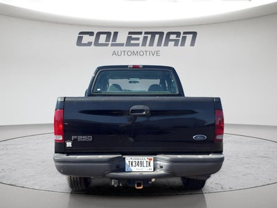 2004 Ford Super Duty F-250 Lariat