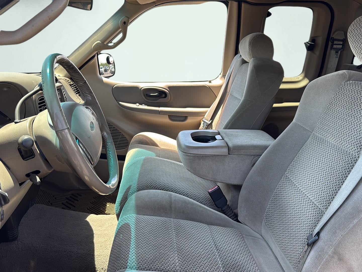 2001 Ford F-150 Lariat