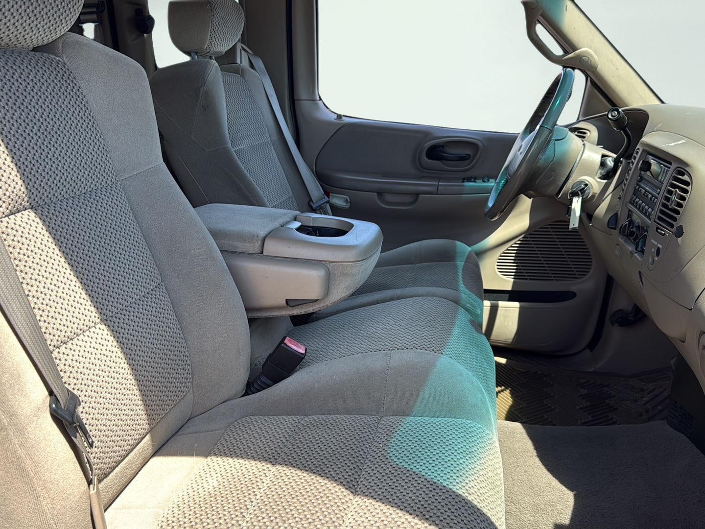 2001 Ford F-150 Lariat