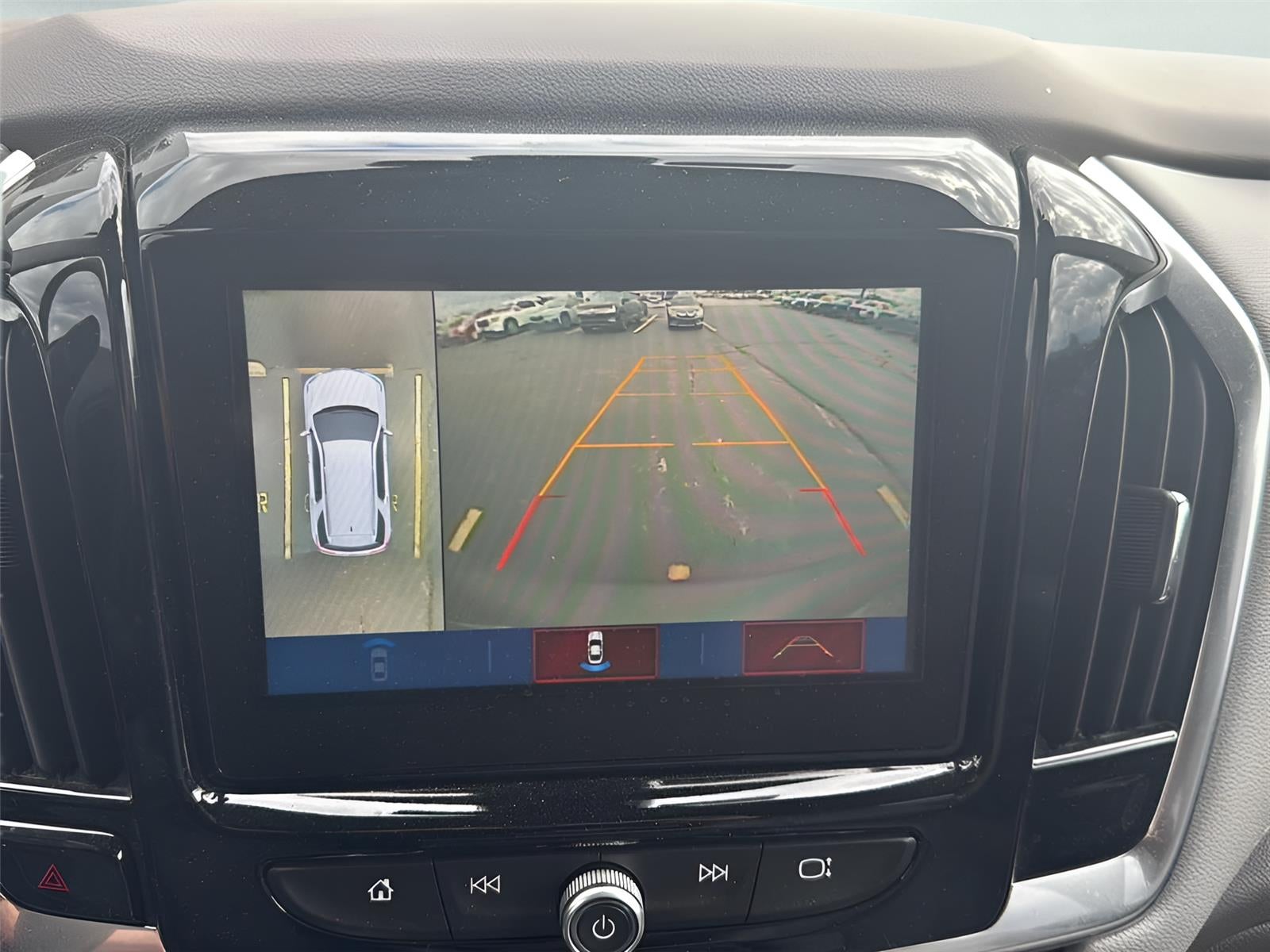 2018 Chevrolet Traverse LT