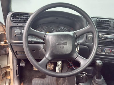 2003 GMC Sonoma SL