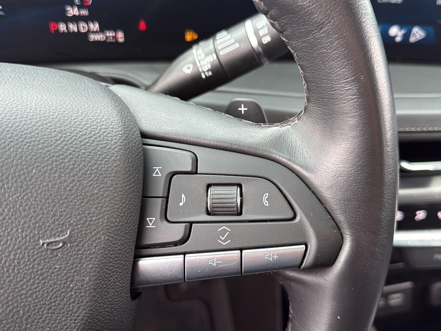 2024 Cadillac XT4 AWD Premium Luxury