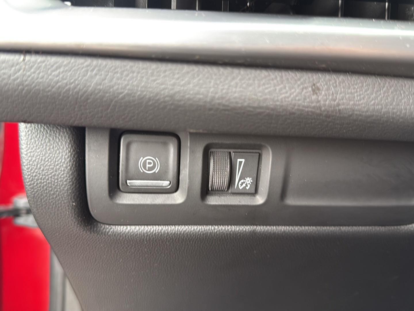 2024 Cadillac XT4 AWD Premium Luxury