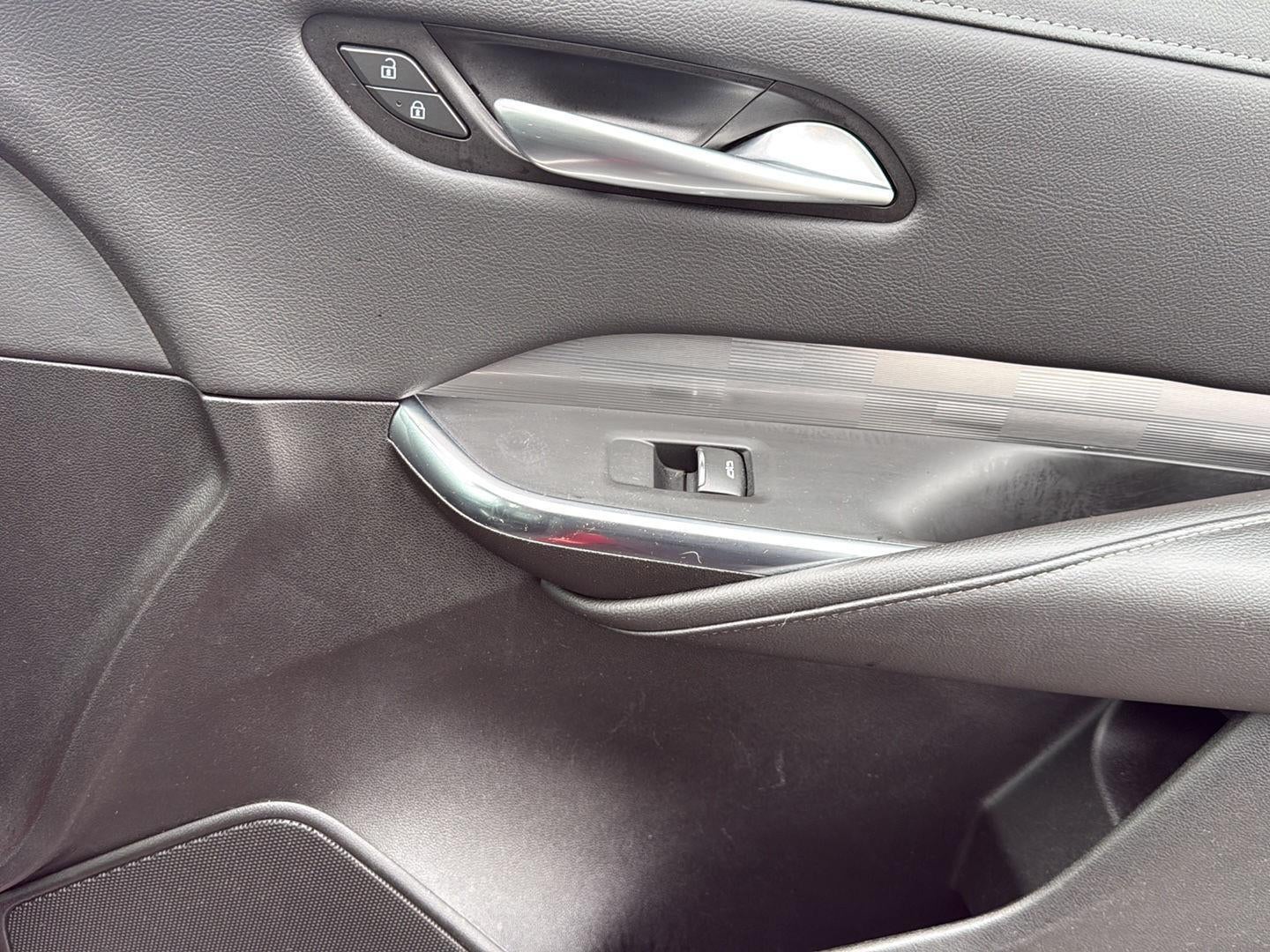 2024 Cadillac XT4 AWD Premium Luxury