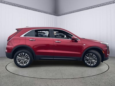 2024 Cadillac XT4 AWD Premium Luxury