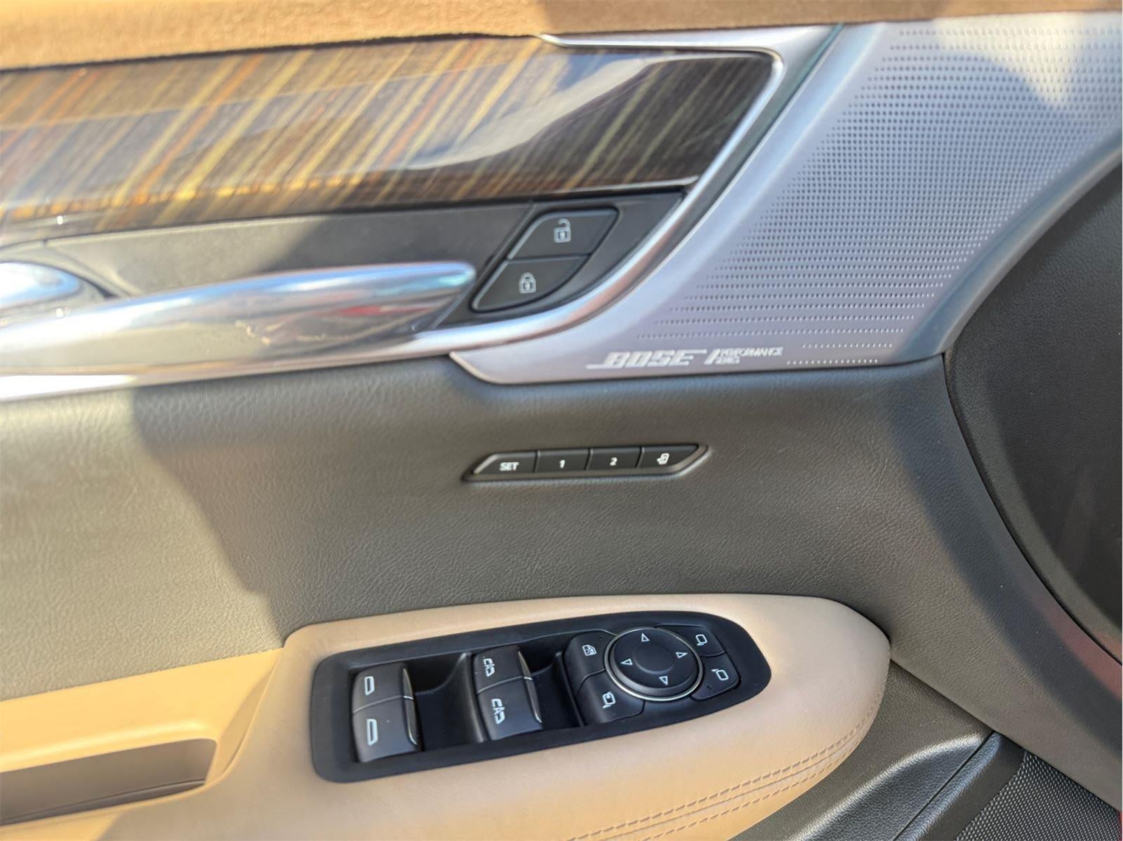 2022 Cadillac XT6 Sport