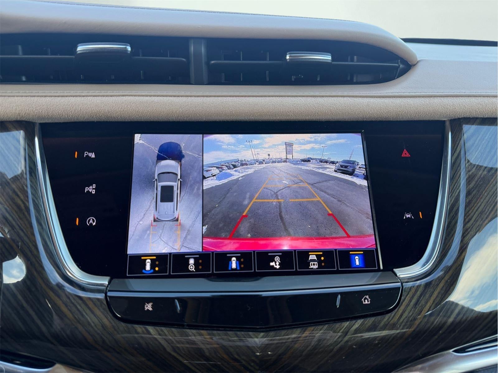 2022 Cadillac XT6 Sport