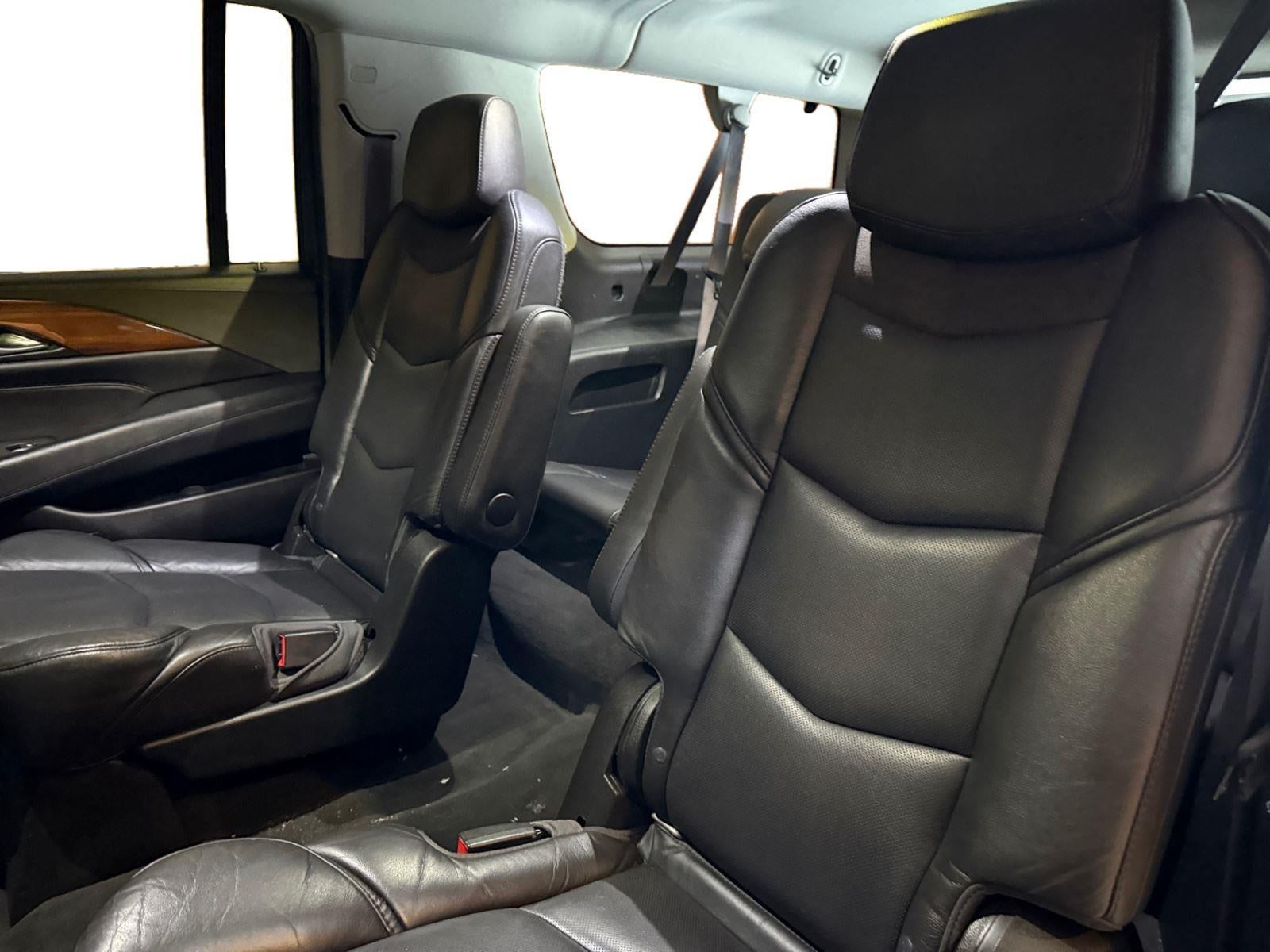 2017 Cadillac Escalade ESV Luxury