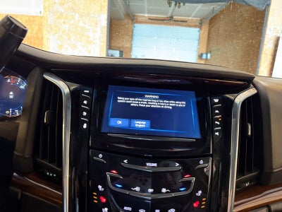 2017 Cadillac Escalade ESV Luxury