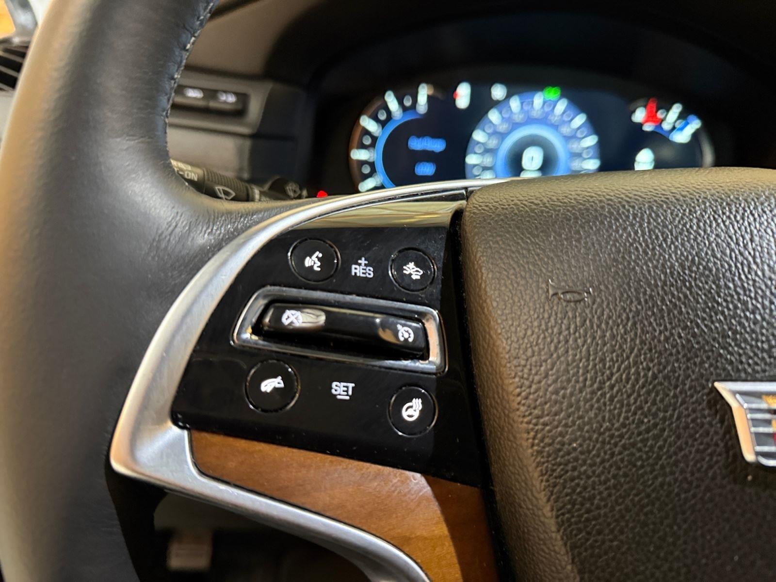 2017 Cadillac Escalade ESV Luxury