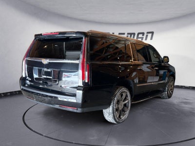 2017 Cadillac Escalade ESV Luxury