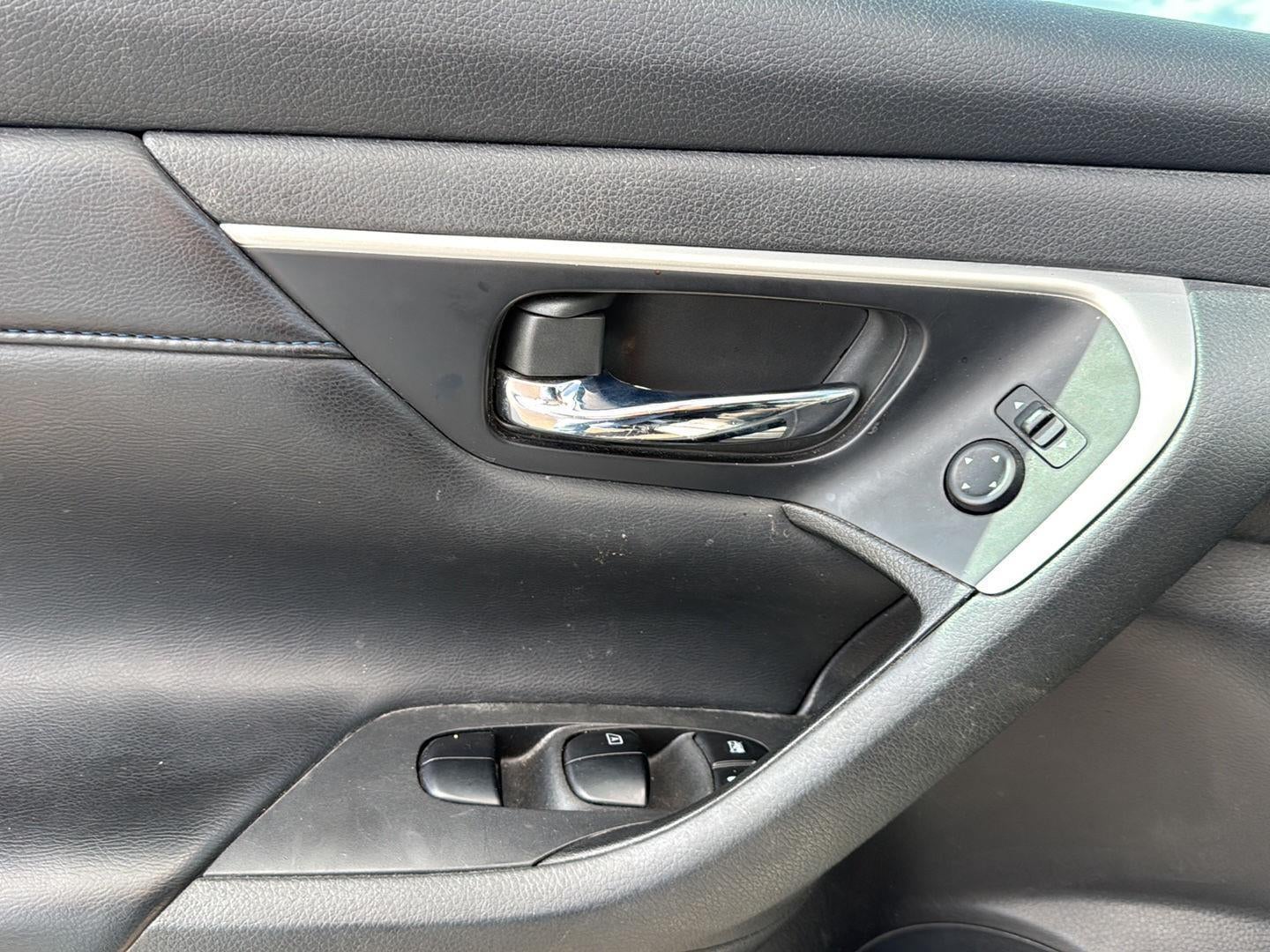 2017 Nissan Altima 2.5 SR