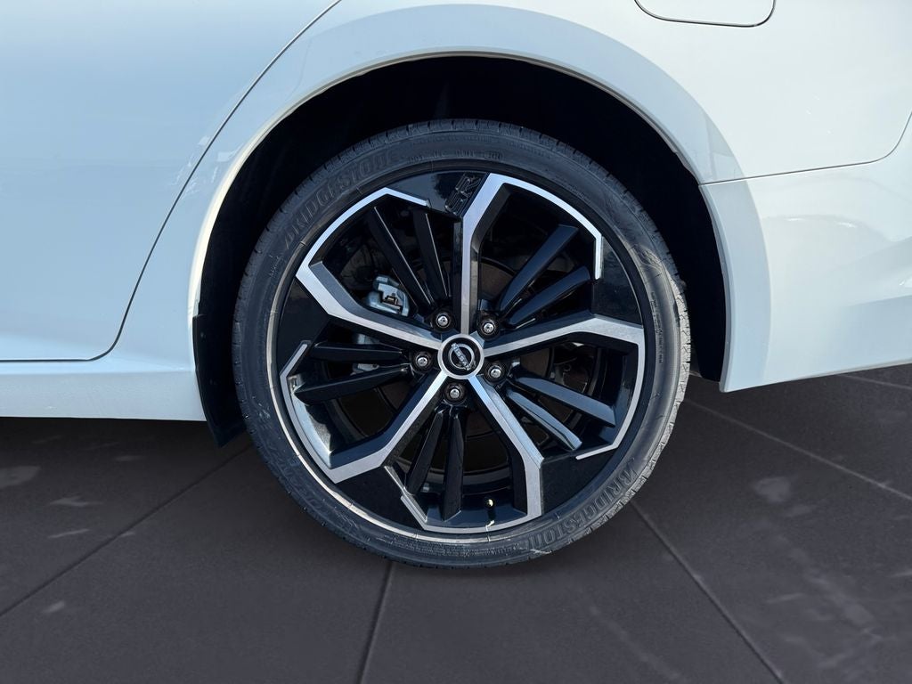 2025 Nissan Altima 2.5 SR