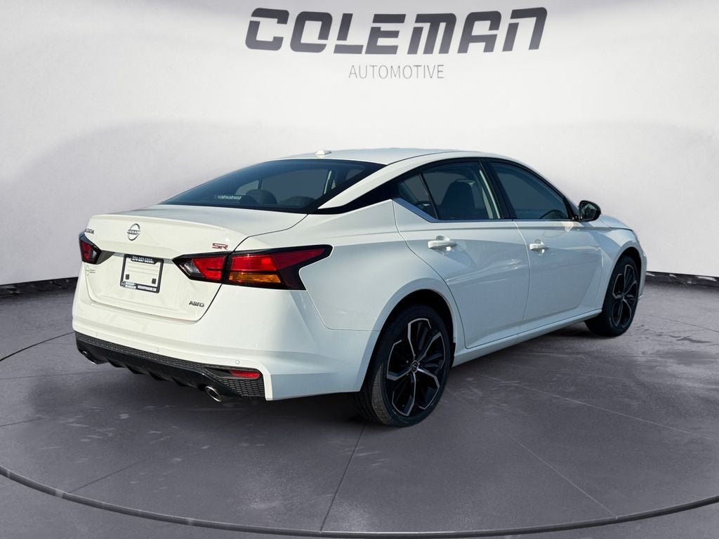 2025 Nissan Altima 2.5 SR