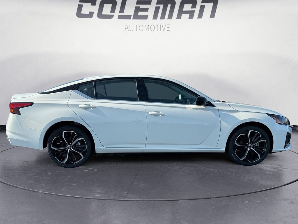 2025 Nissan Altima 2.5 SR