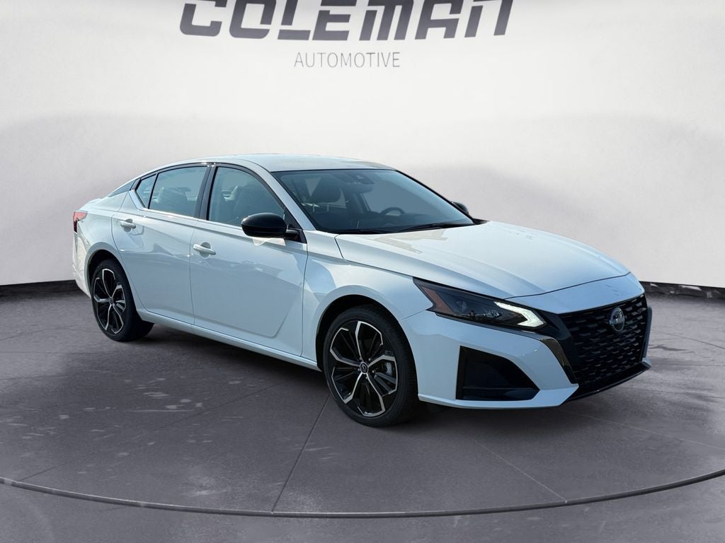 2025 Nissan Altima 2.5 SR