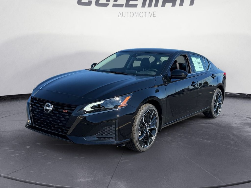 2025 Nissan Altima SR