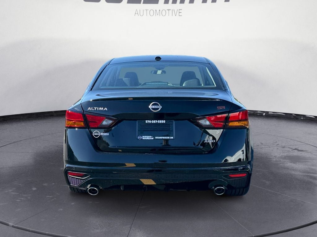 2025 Nissan Altima SR
