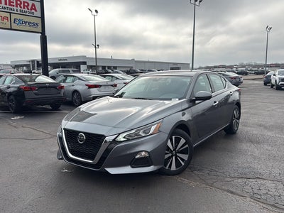 2022 Nissan Altima 2.5 SV
