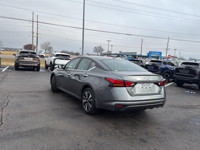 2022 Nissan Altima 2.5 SV