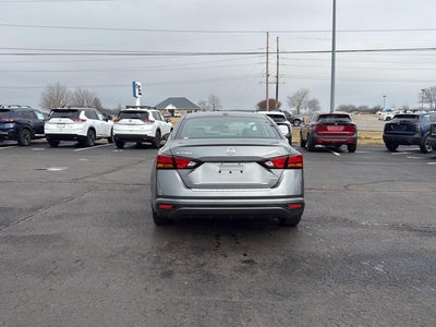 2022 Nissan Altima 2.5 SV