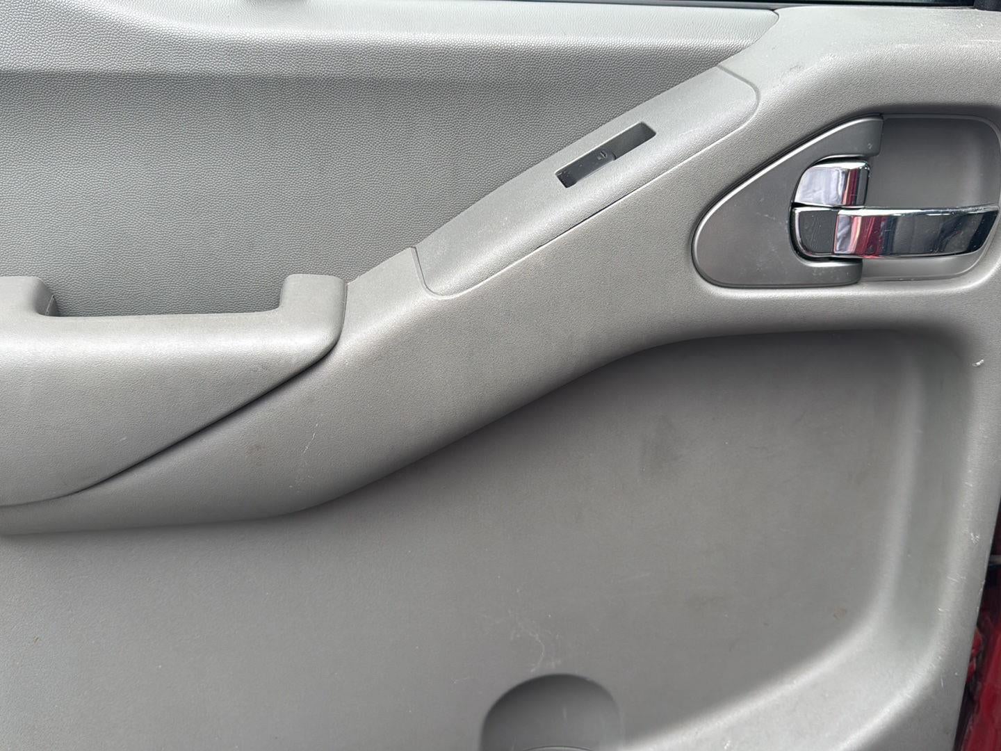 2014 Nissan Frontier SV