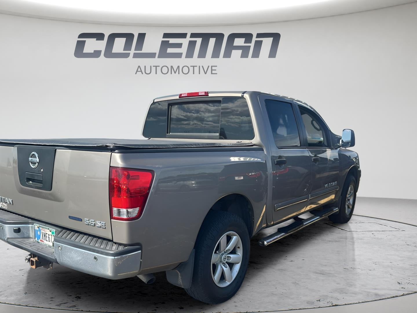 2009 Nissan Titan LE Crew Cab 4WD SWB
