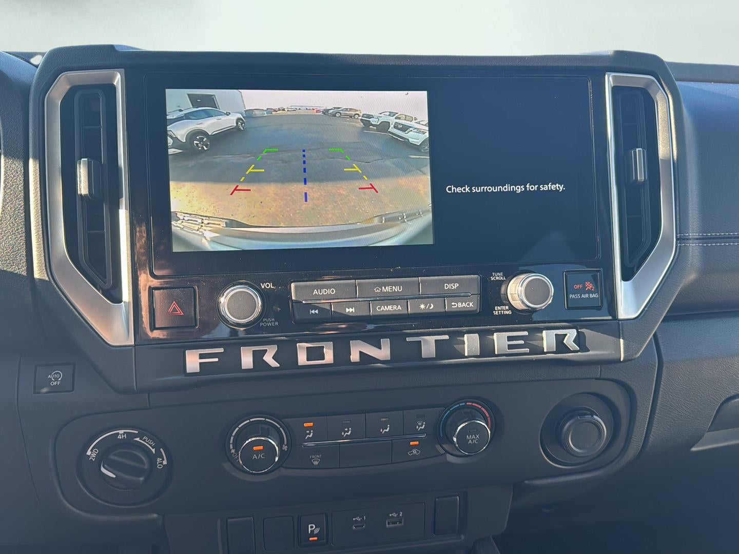 2026 Nissan Frontier Crew Cab SV