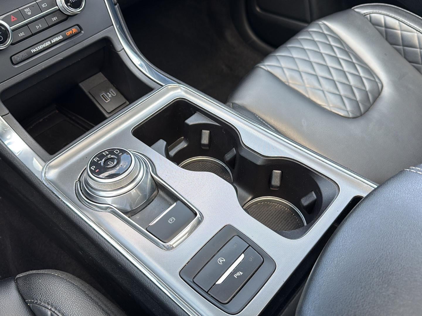 2023 Ford Edge Titanium