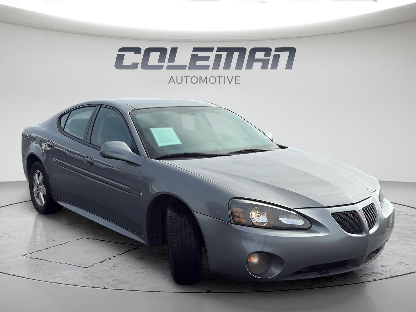 2008 Pontiac Grand Prix Sedan