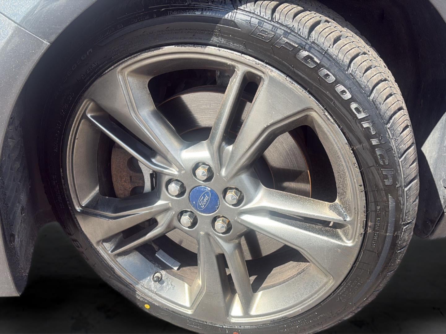 2017 Ford Fusion V6 Sport