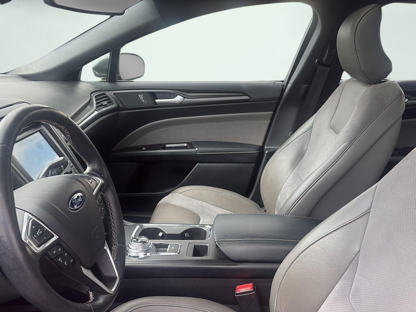 2017 Ford Fusion V6 Sport