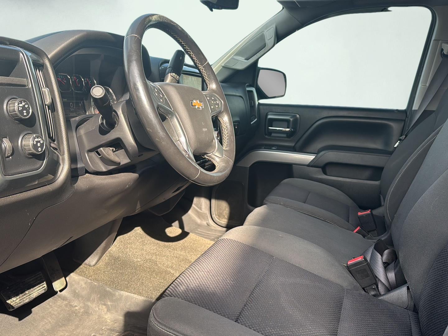 Used 2014 Chevrolet Silverado 1500 LT with VIN 3GCUKREC7EG540905 for sale in Warsaw, IN