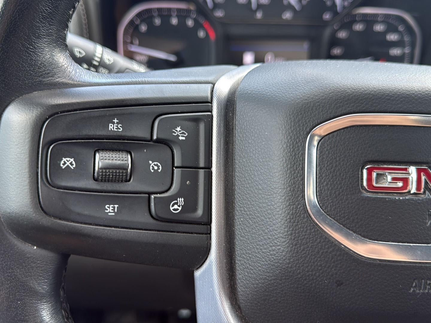 2019 GMC Sierra 1500 SLT Crew Cab Long Box 4WD