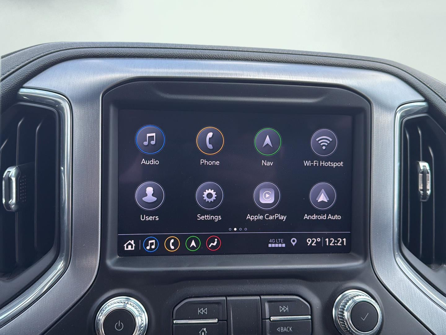 2019 GMC Sierra 1500 SLT Crew Cab Long Box 4WD