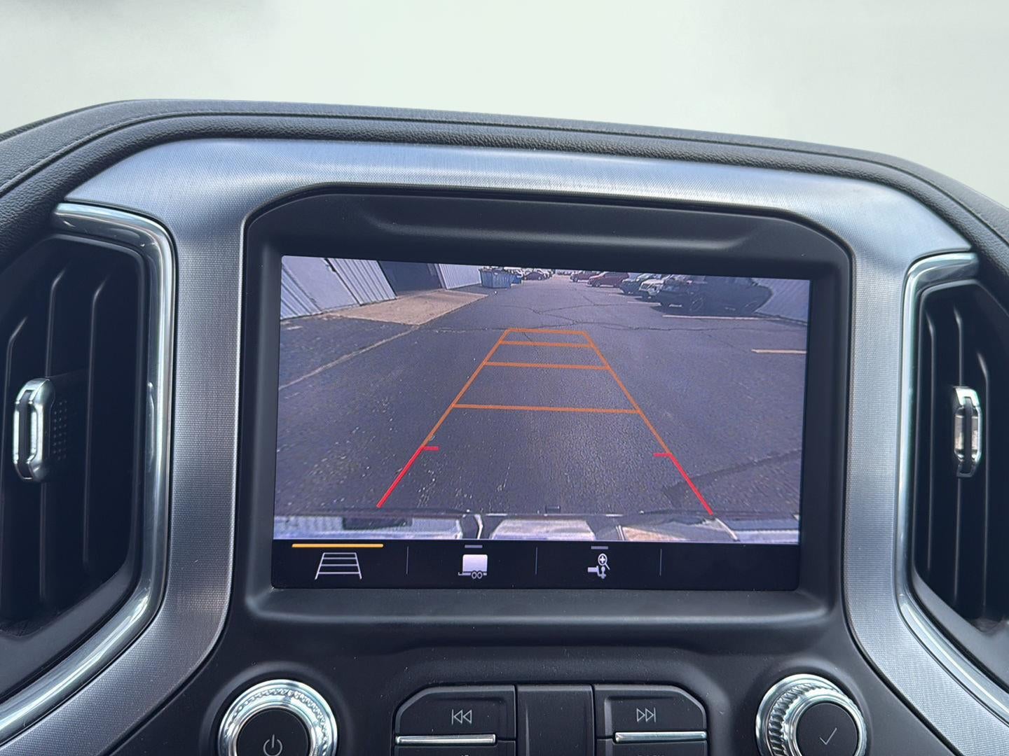 2019 GMC Sierra 1500 SLT Crew Cab Long Box 4WD