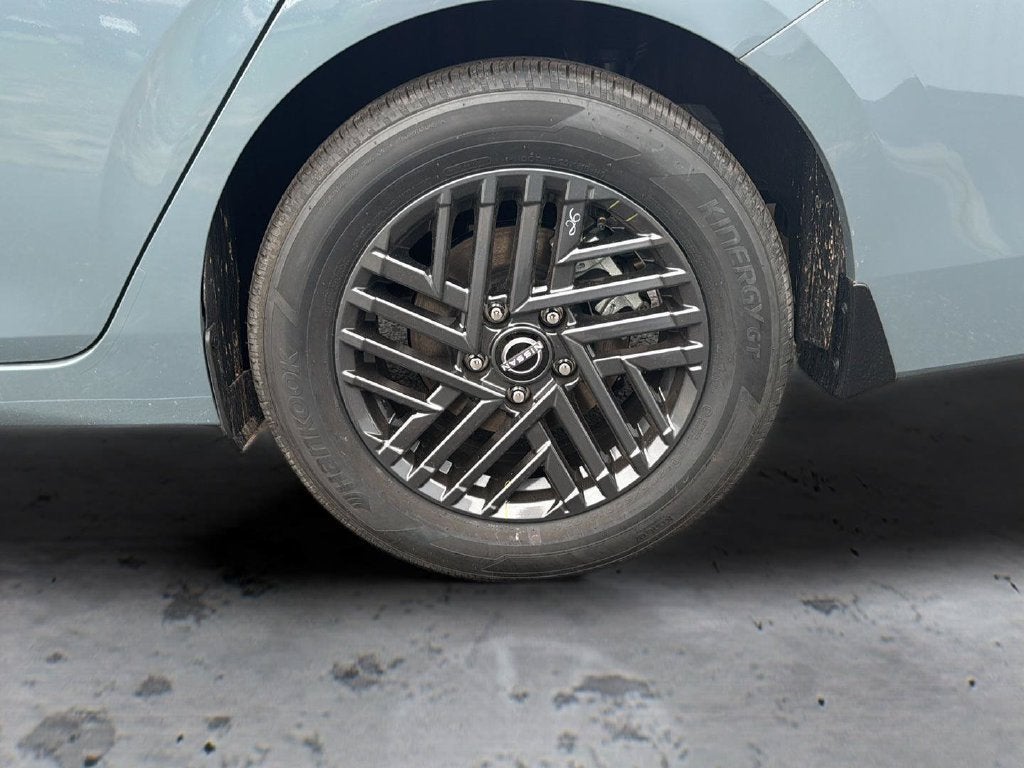 2027 Nissan Sentra SV