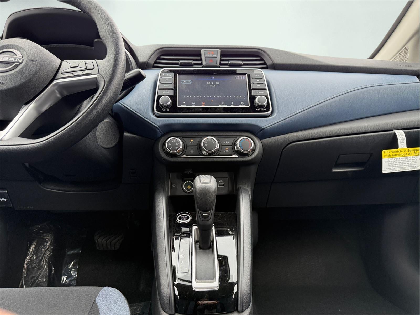 2025 Nissan Versa SV