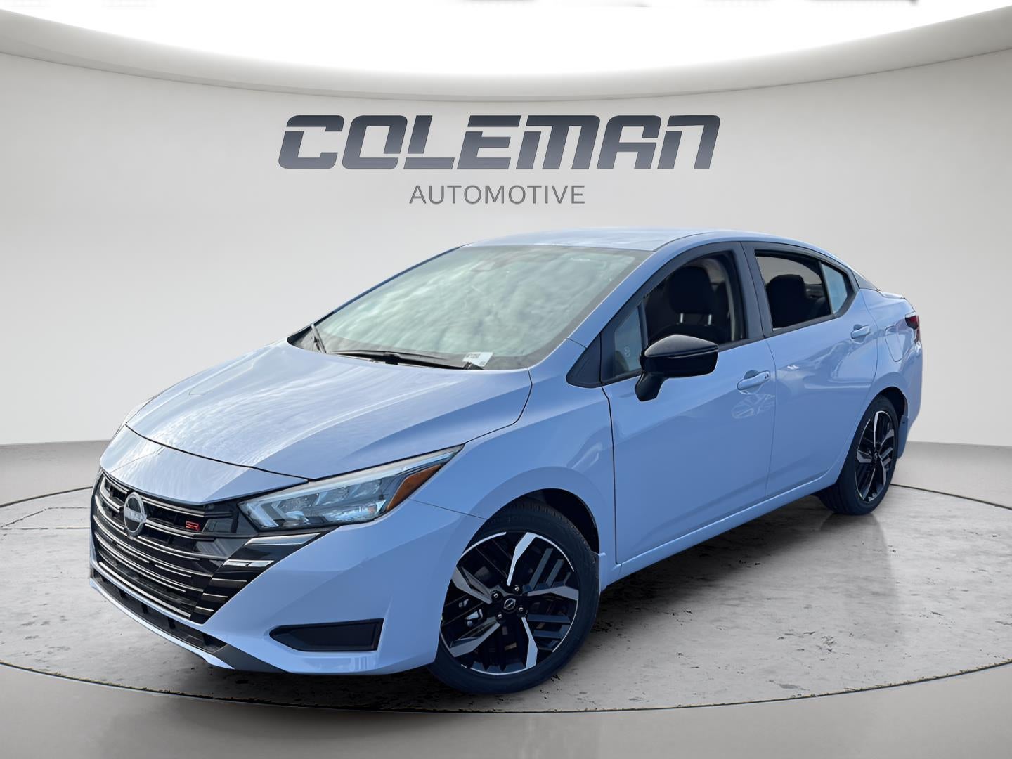 2025 Nissan Versa SR